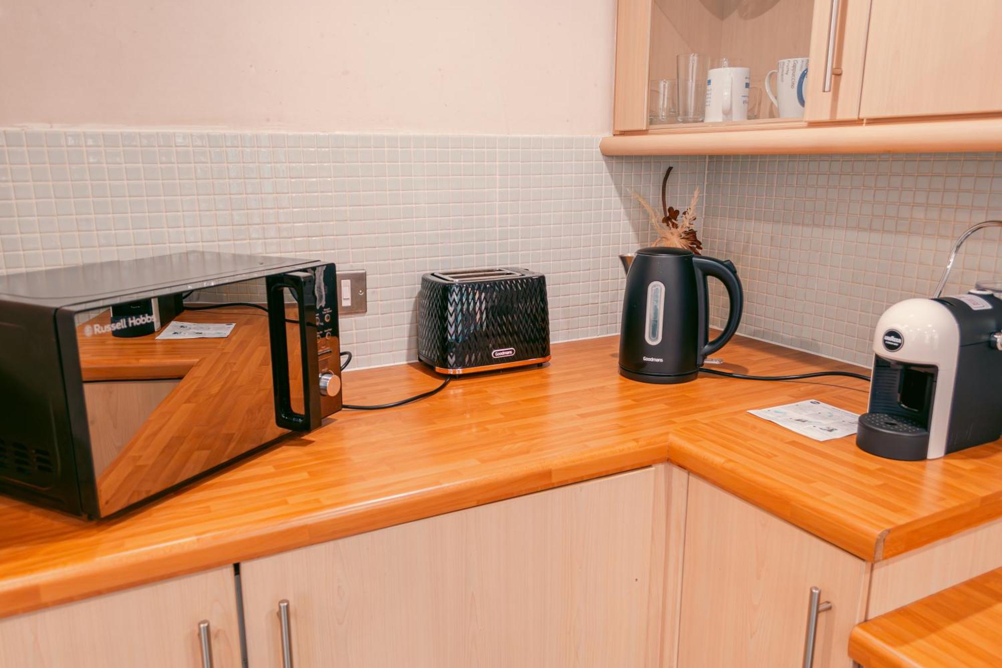 Chic Georgian Flat In Central Манчестър Екстериор снимка