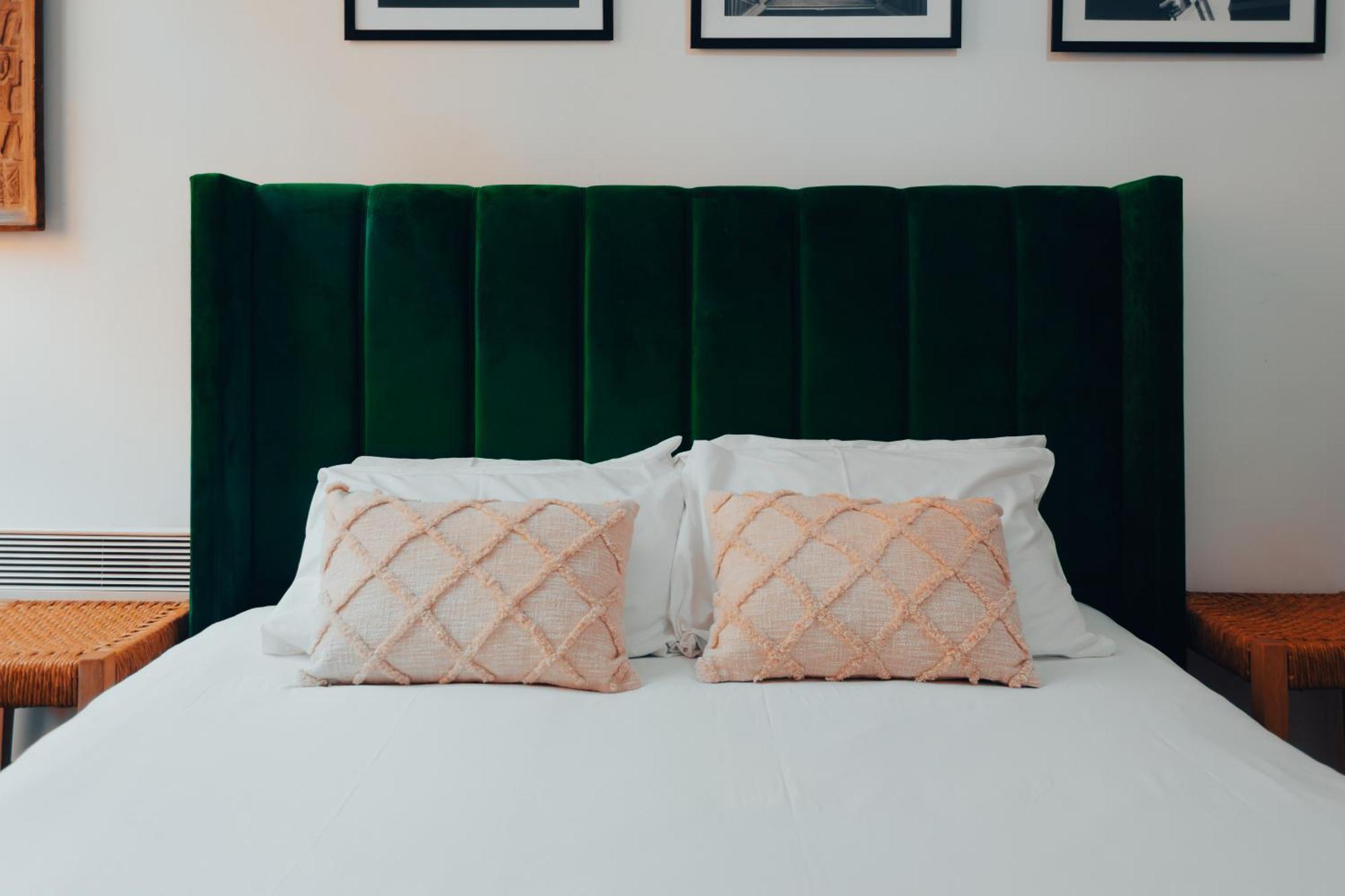 Chic Georgian Flat In Central Манчестър Екстериор снимка
